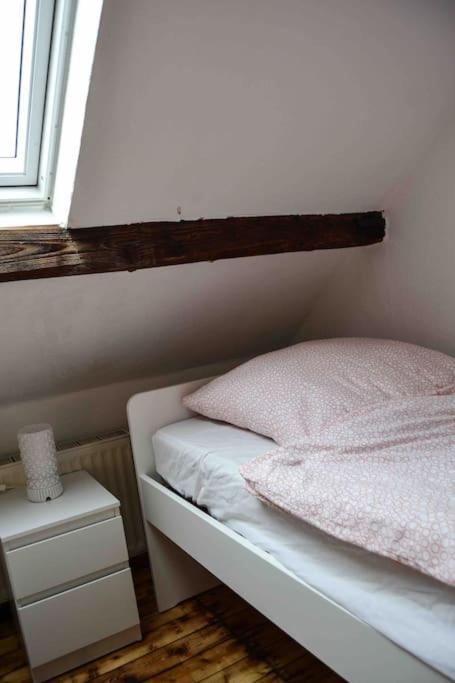 Schoene Dachgeschosswohnung Nahe Koeln ภายนอก รูปภาพ